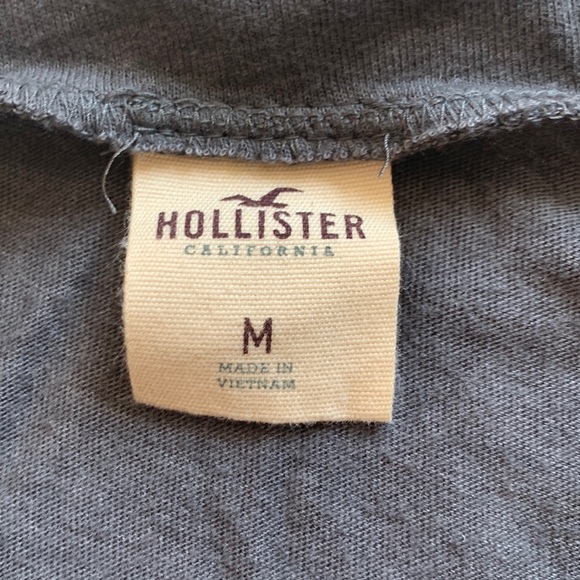 Hollister Long-Sleeve Pocket Shirt - Picture 5 of 8